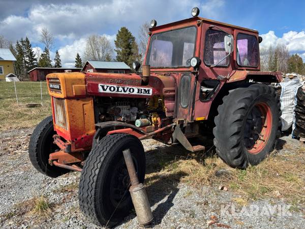 Traktor Volvo BM 810
