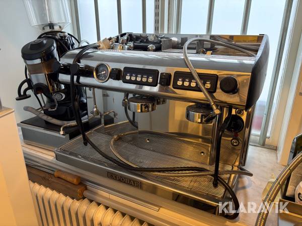Kaffemaskin Expobar med kaffekvarn