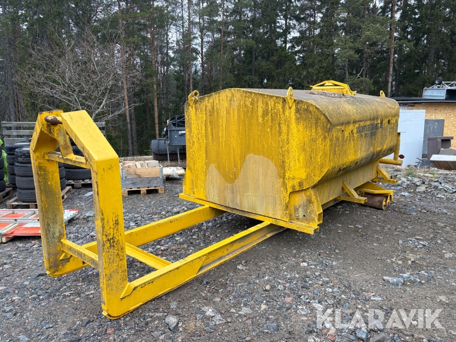 Tank på lastväxlarram