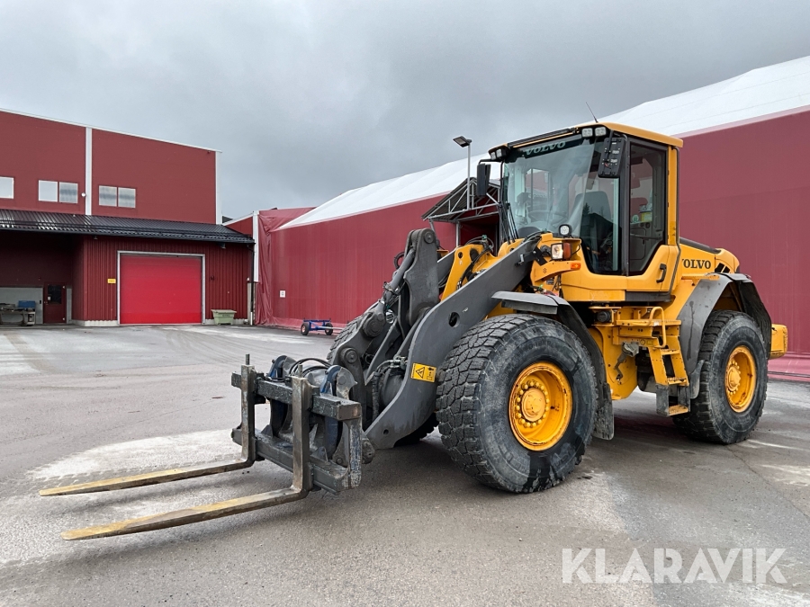 Hjullastare Volvo L70F med hydrauliska gafflar