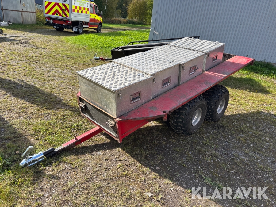 Trängsläp till fyrhjuling