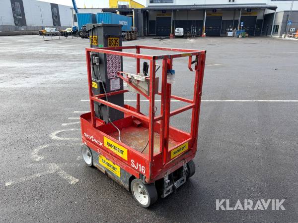 Pelarlift Skyjack SJ16