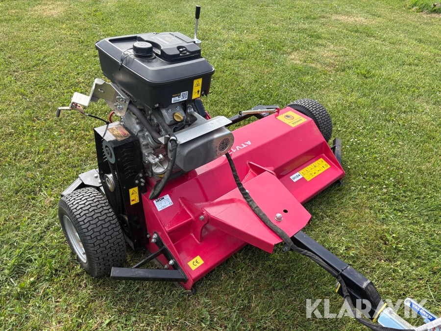 Slåtterklippare / slaghack Iron Baltic Flail Mower 18hp