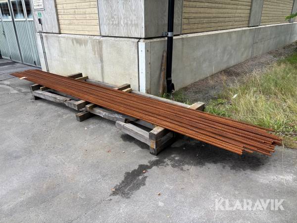 Parti med armering 5,5m Ca 40st