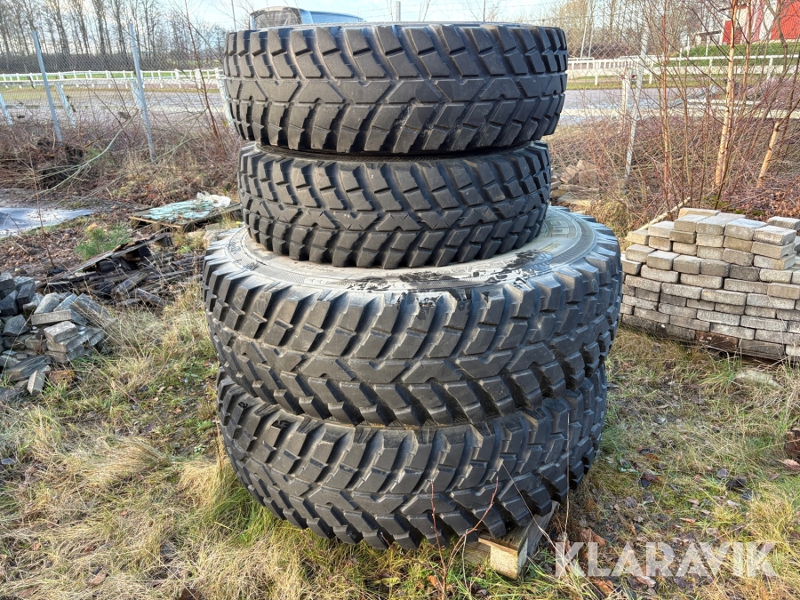Traktordäck på fälg Nokian
