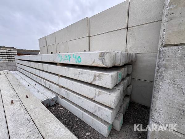 Betongpålar Centrumpile 250X250mm, 9m 30st