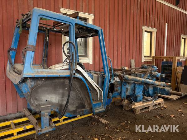 Traktor Ford TW35 demonterad