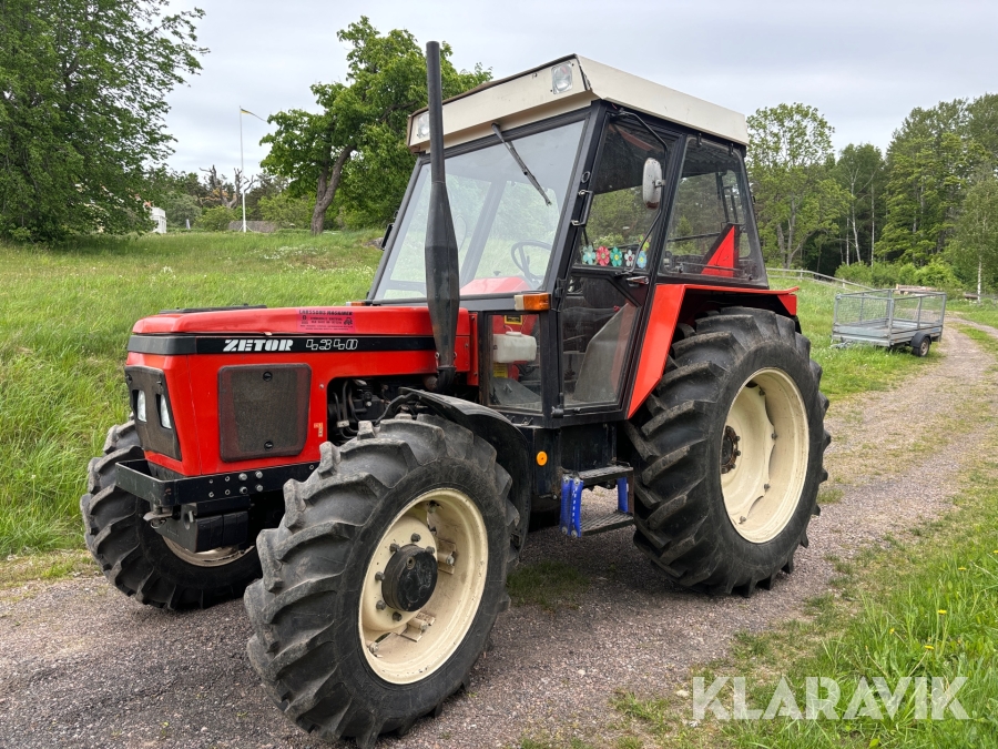 Traktor Zetor 4340