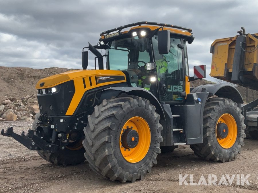 Traktor JCB Fastrac 4220 4hjulsstyrning