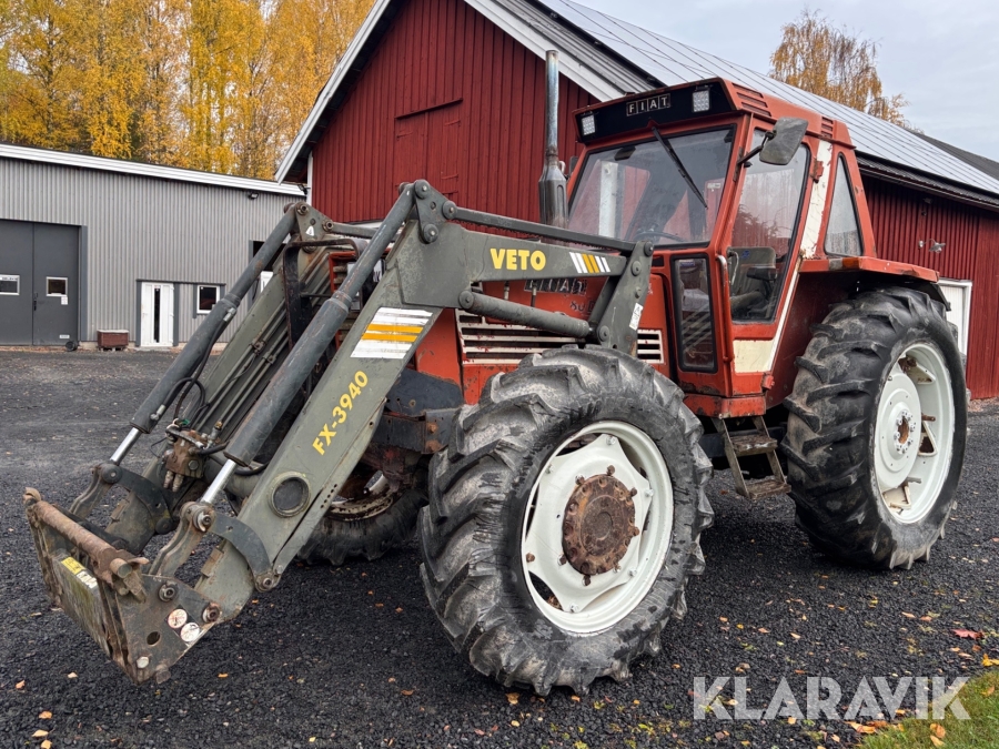 Traktor Fiat 980 DT med Frontlastare 4WD