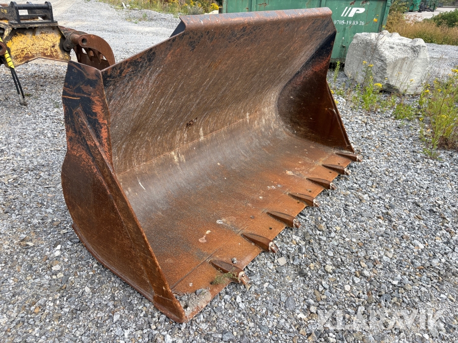 Tandskopa Volvo BM 1650 Liter