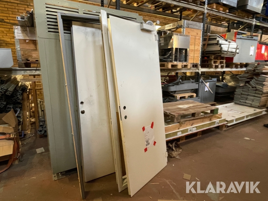 Ståldörr Töreboda Typ S60 med karm