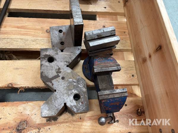 Skruvstycke med tillbehör