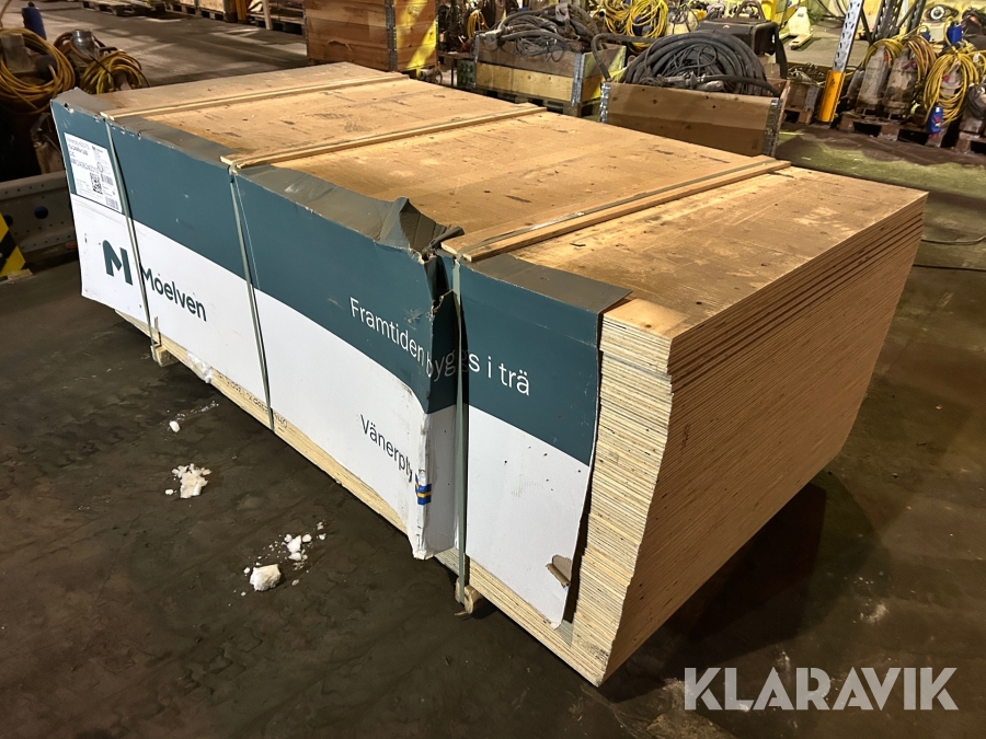 Plyfaskivor Moelven Vänerply K20/70 ca 50 st 15x2400x1200 mm