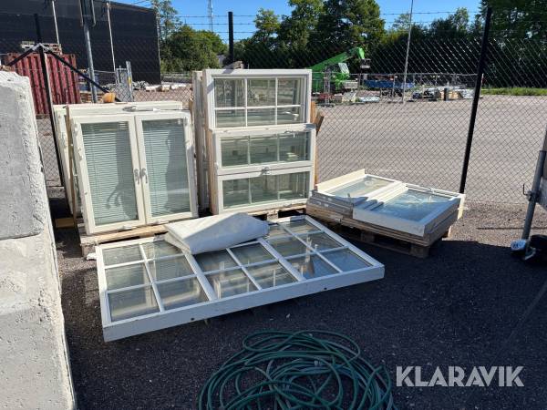 Parti med diverse fönster 16st