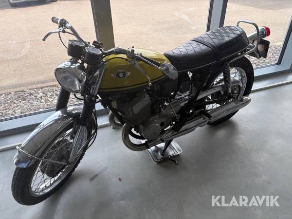 MC Suzuki T500 Titan