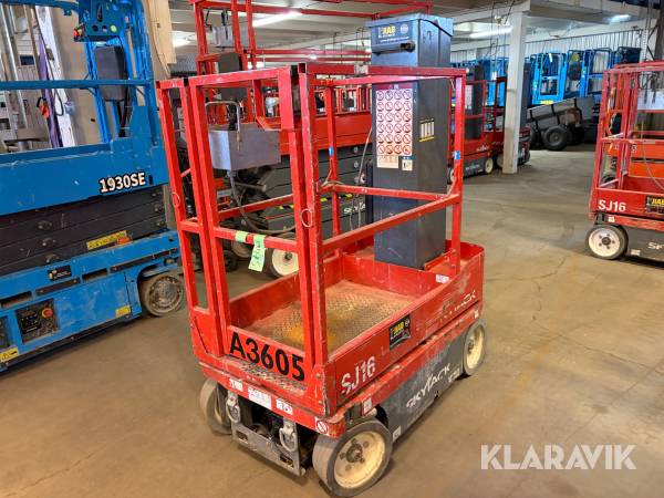 Pelarlift Skyjack SJ16