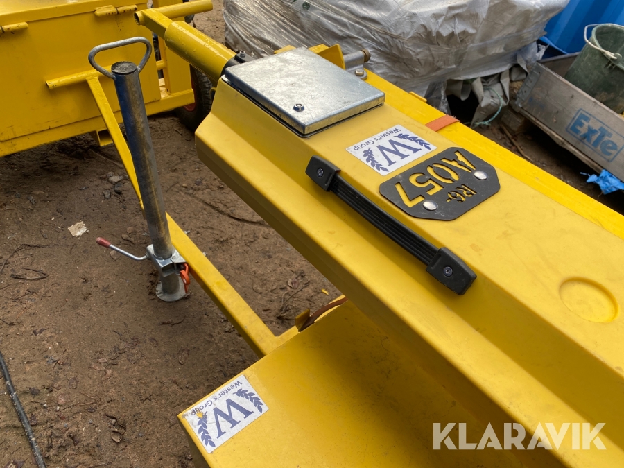 Berlex R6 Klaravik Auktioner | Trafikljus 2 st Berlex R6