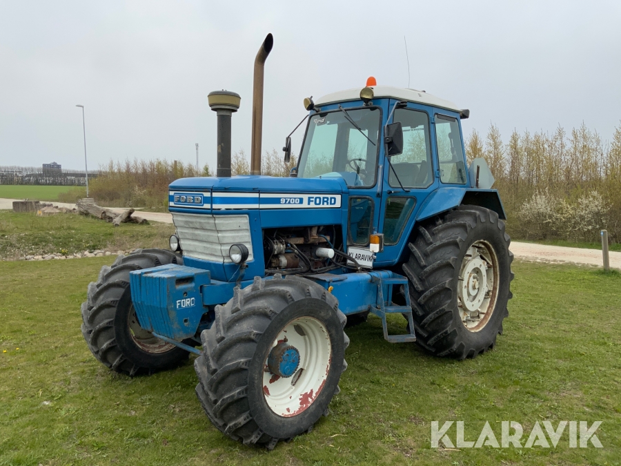 Traktor Ford 9700 4WD