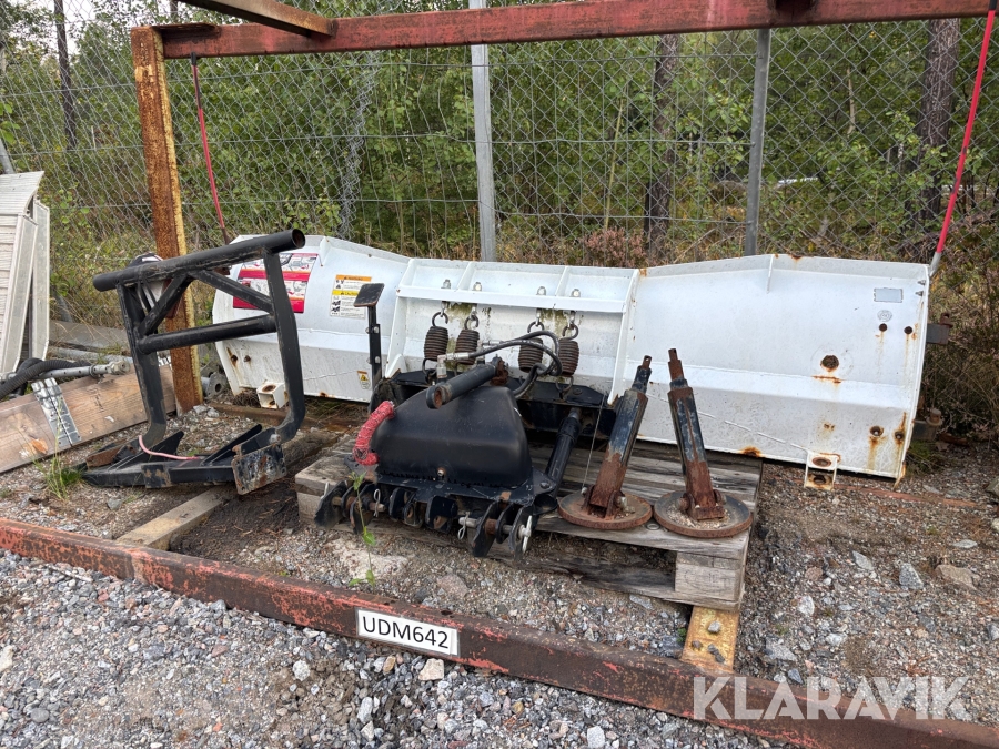 Plog med fäste till pickup Blizzard 720 LT