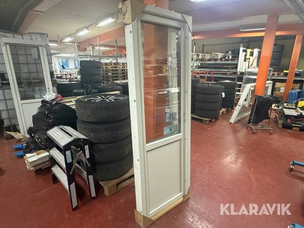 Fönsterdörr Svenskafönster 750x2130 högerhängd, aluminiumutsida