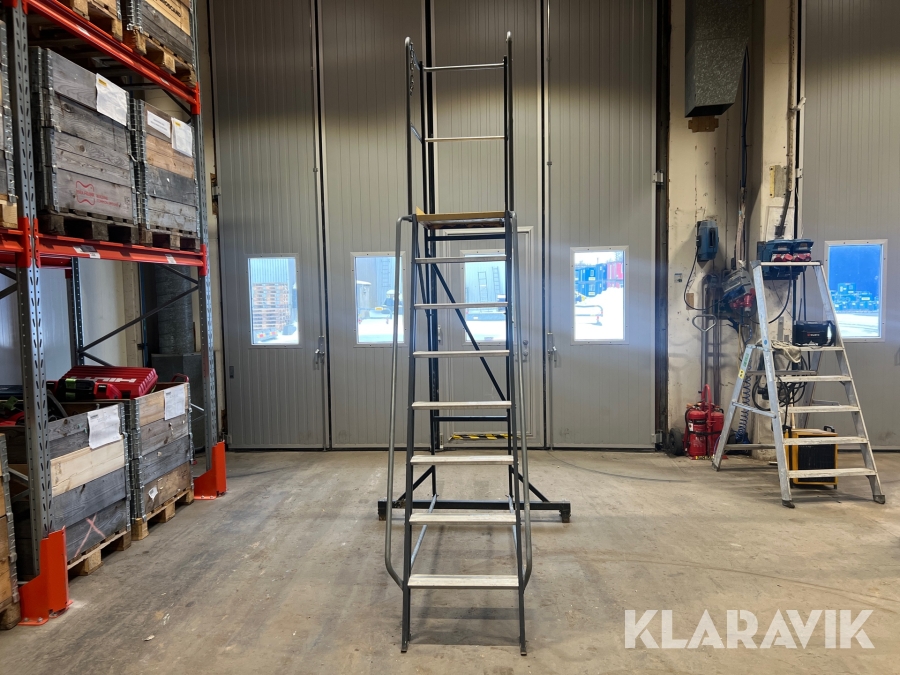 Trappstege med plattform 1,8 m Wibe WTS55P-8S