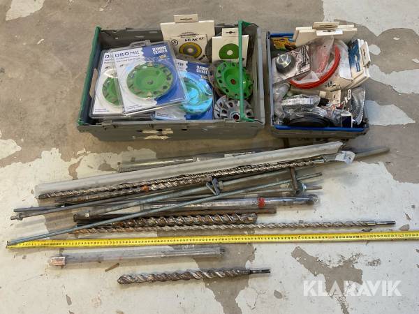 Diverse borr och slipskivor