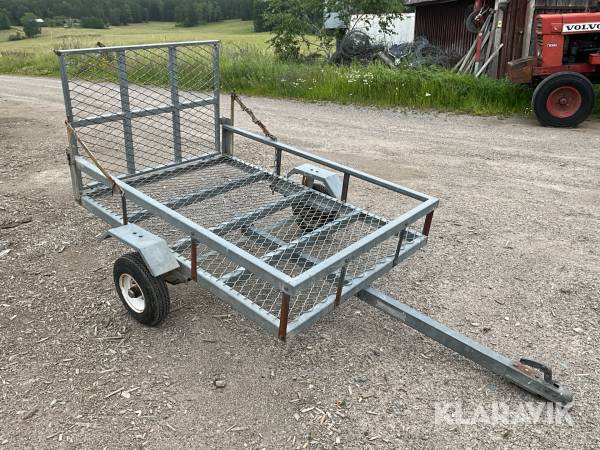 Släp till fyrhjuling