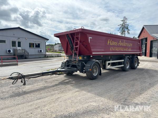 Släp Benalu Tippsläp 3-axlar 2015