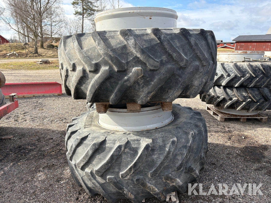 Dubbelmontage Trelleborg 650/75 R38