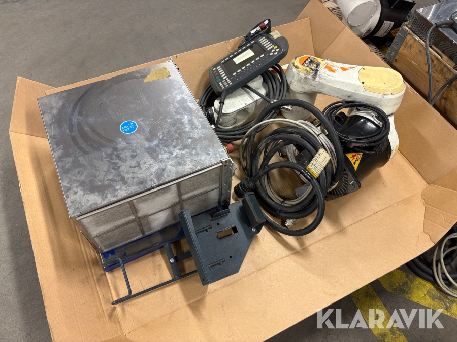 Industrirobot Kuka Kr5sixxR650 med styrskåp, teach pendant