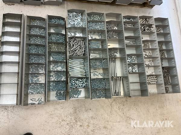 Skruvar, bultar och muttrar M4 - M18