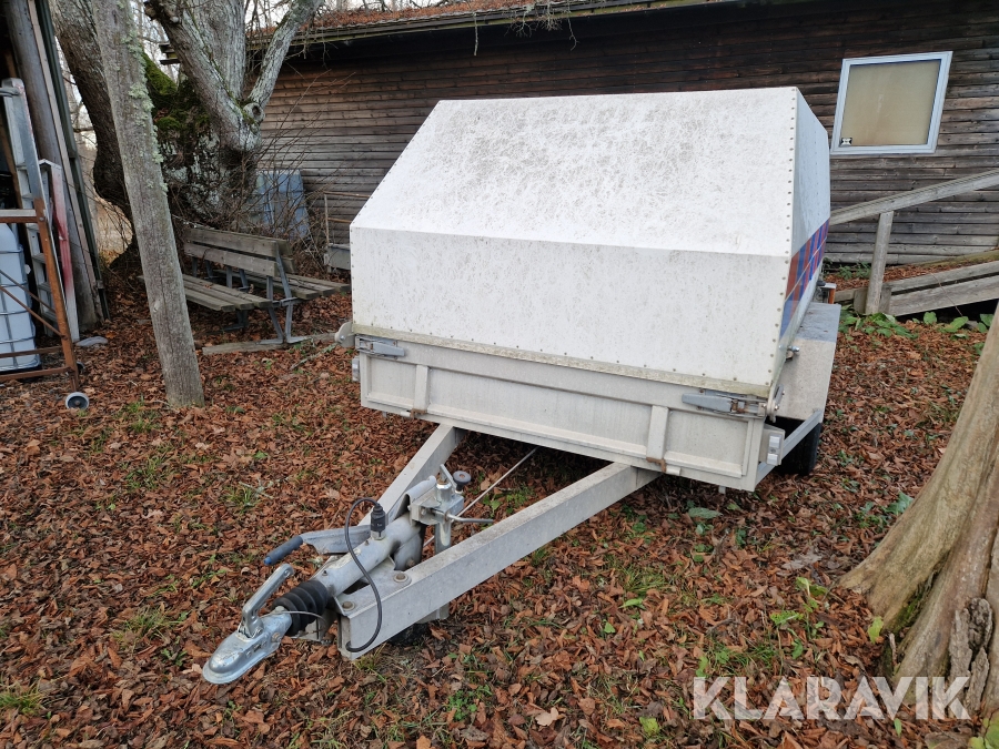 Personbilssläp Löövesläpet LS 1300 T