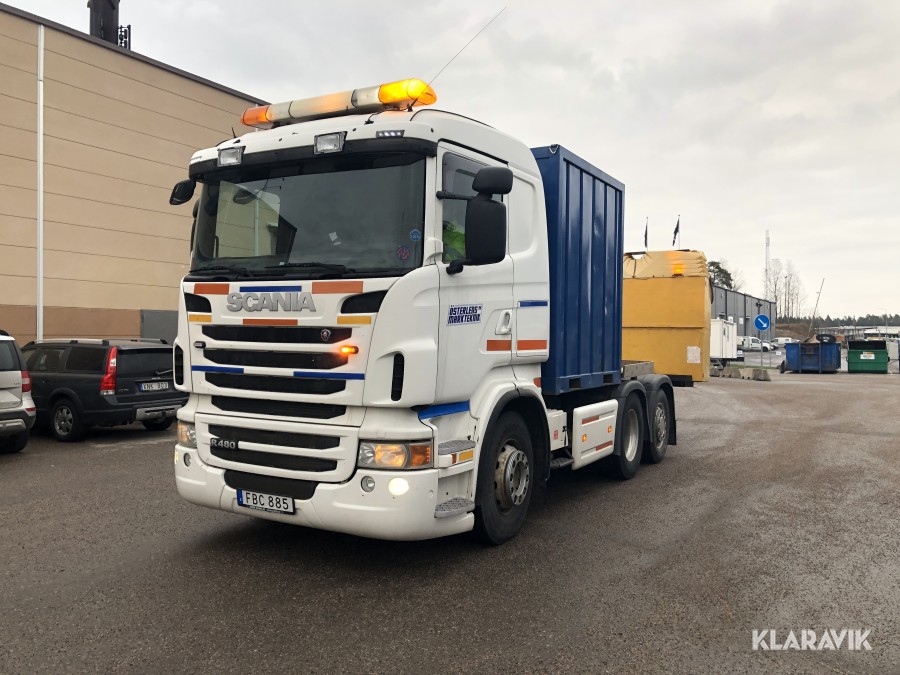 Lastbil TMA Scania R480 med påkörningsskydd och fast container 