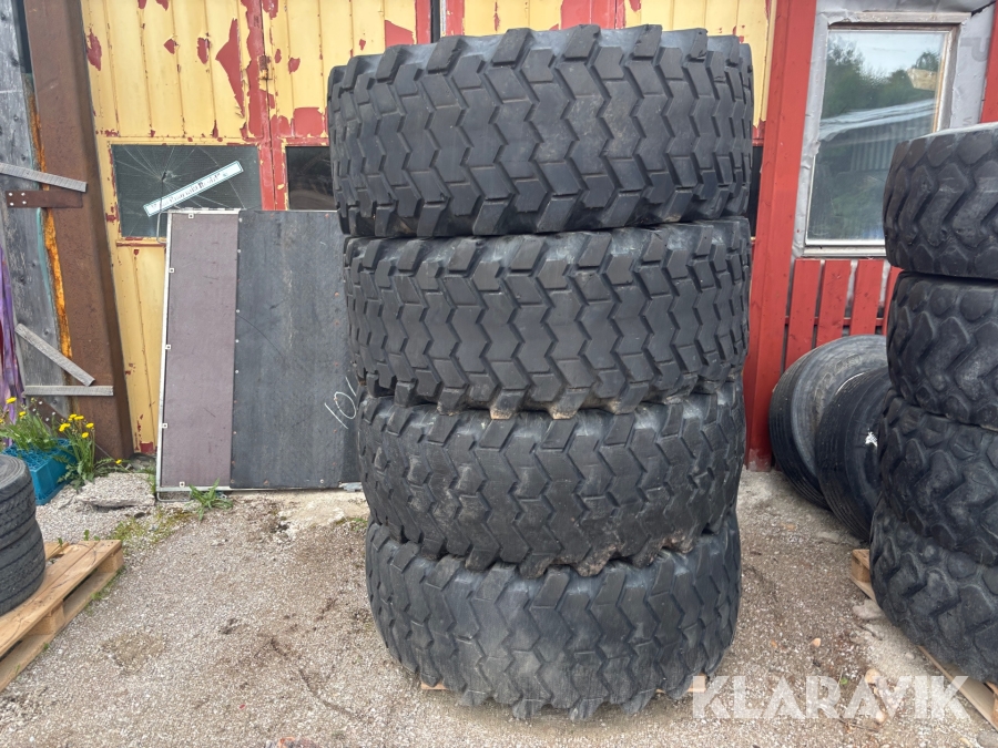 Entreprenaddäck Nokian TRI 4st