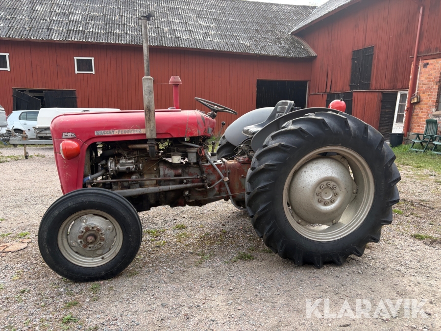 Traktor Massey Ferguson FE 35