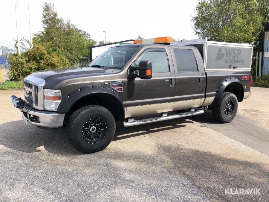 Ford F-250 Super Duty V8 Diesel