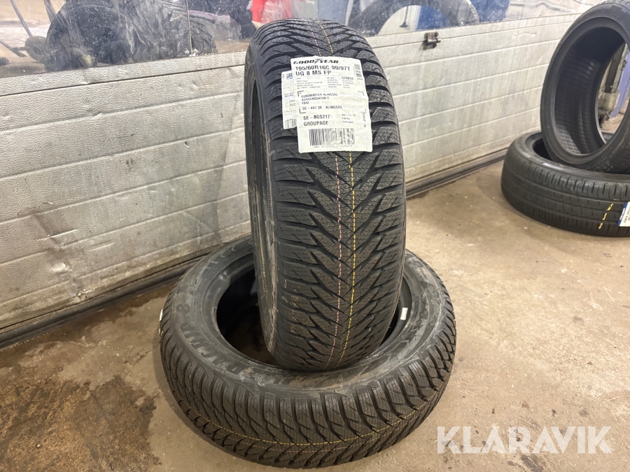 Vinterdäck Goodyear UltraGrip 195/60R16 2 st
