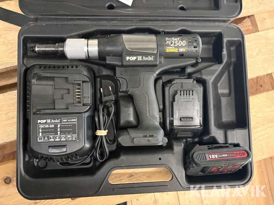 Popnitpistol Dewalt PB2500 18v