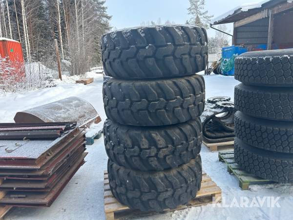 Entreprenaddäck Dunlop 405/70R18 4st