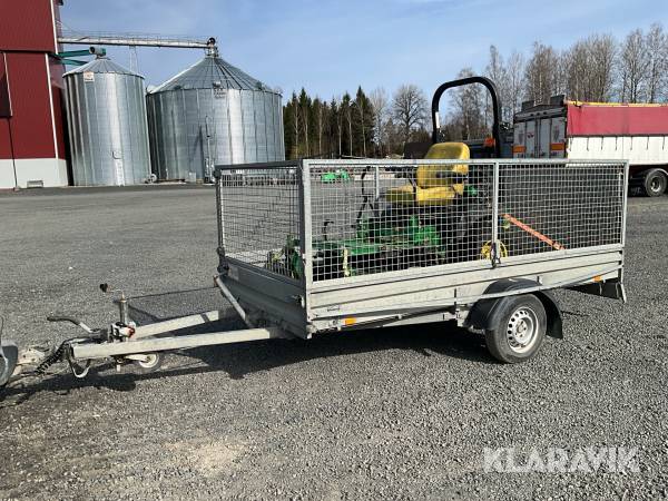 Åkgräsklippare med släp John Deere 717E Ztrak