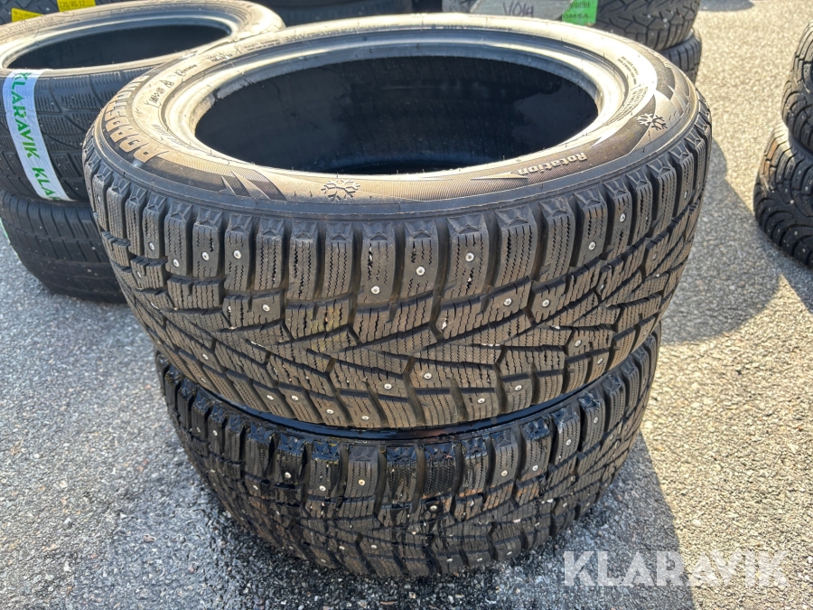 Vinterdäck Roadstone 225/50-17 dubb