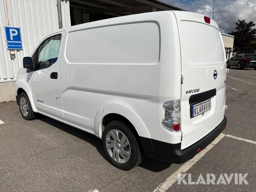 Skåpbil Nissan E-NV200