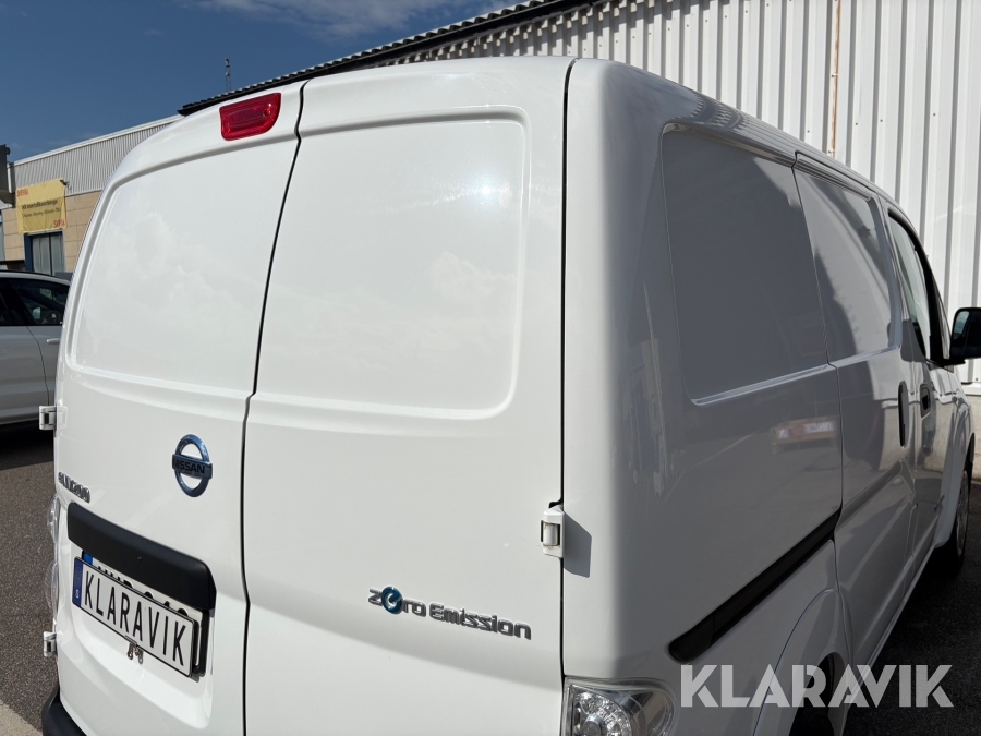 Skåpbil Nissan E-NV200