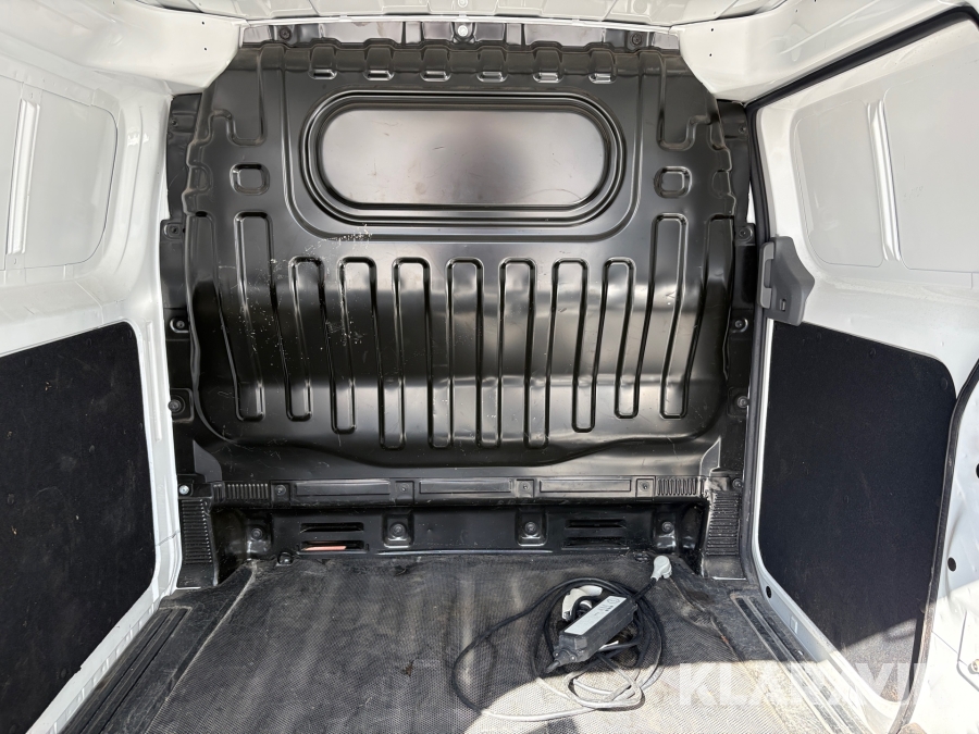 Skåpbil Nissan E-NV200