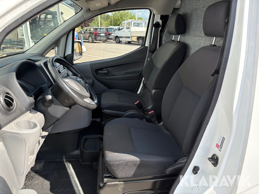 Skåpbil Nissan E-NV200
