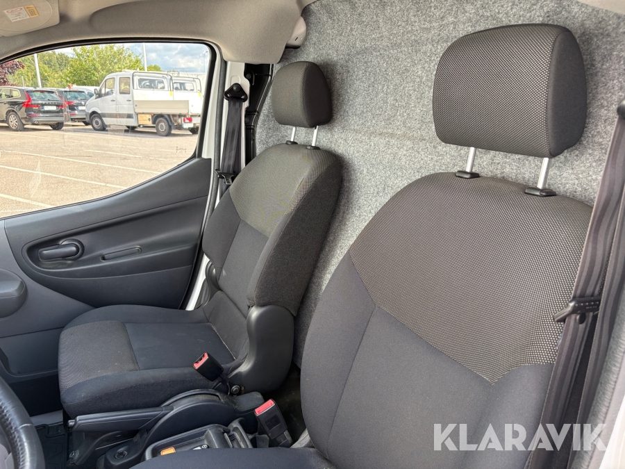 Skåpbil Nissan E-NV200