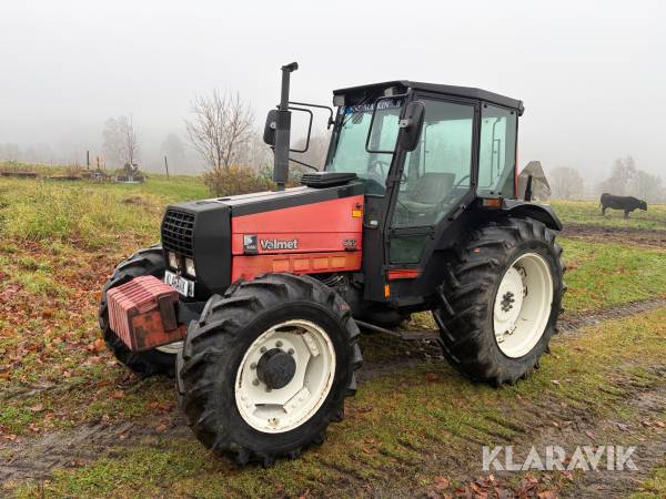 Traktor Valmet 665-4