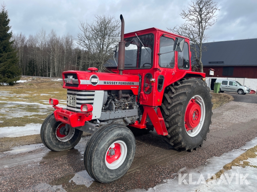 Traktor Massey Ferguson 1080