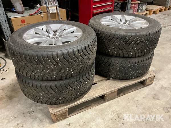 Vinterdäck Nokian Hakkapeliitta 8 SUV 4 st, dubbade, 255/60R18 112T XL